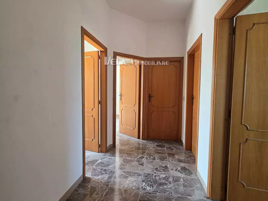 Immagine 9 di Appartamento in vendita  a Monsampolo Del Tronto