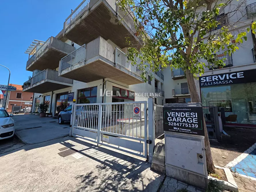 Immagine 7 di Box auto in vendita  a San Benedetto Del Tronto