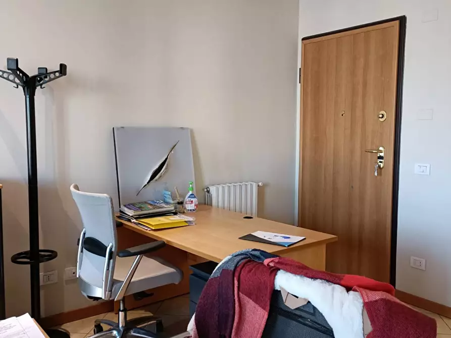 Immagine 5 di Ufficio in vendita  in via Cesare Battisti a Rovato