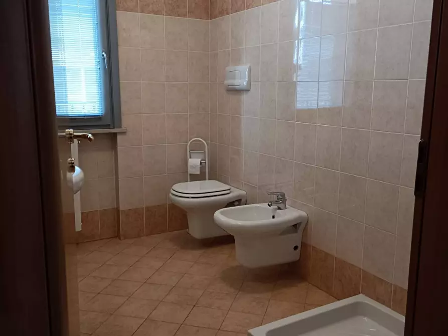 Immagine 11 di Ufficio in vendita  in via Cesare Battisti a Rovato