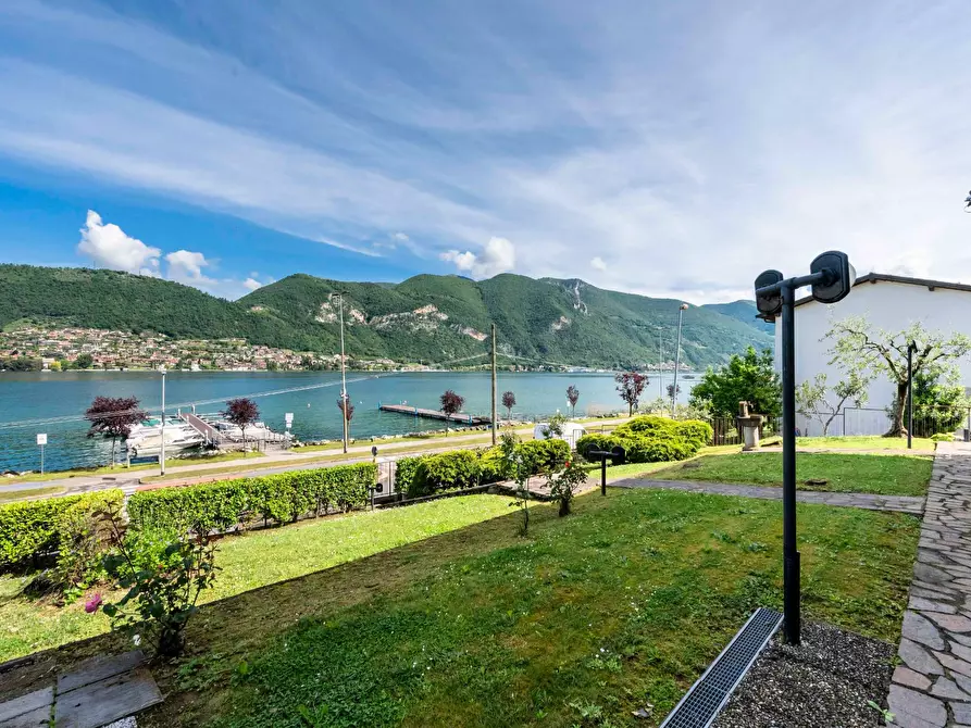 Immagine 28 di Villa in vendita  in Via Mazzini a Adro