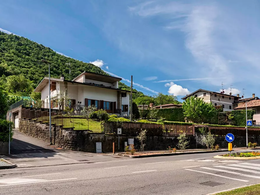 Immagine 29 di Villa in vendita  in Via Mazzini a Adro