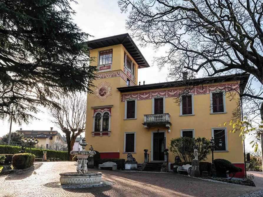 Immagine 21 di Villa in vendita  in via Olimpia 29 a Villa D'almè