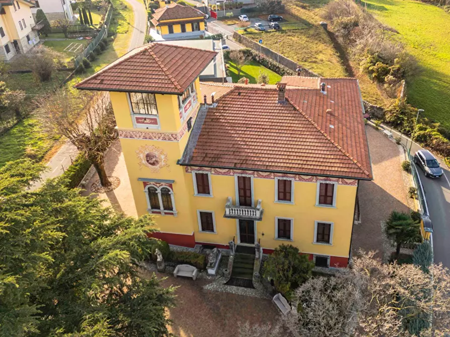 Immagine 2 di Villa in vendita  in via Olimpia 29 a Villa D'almè