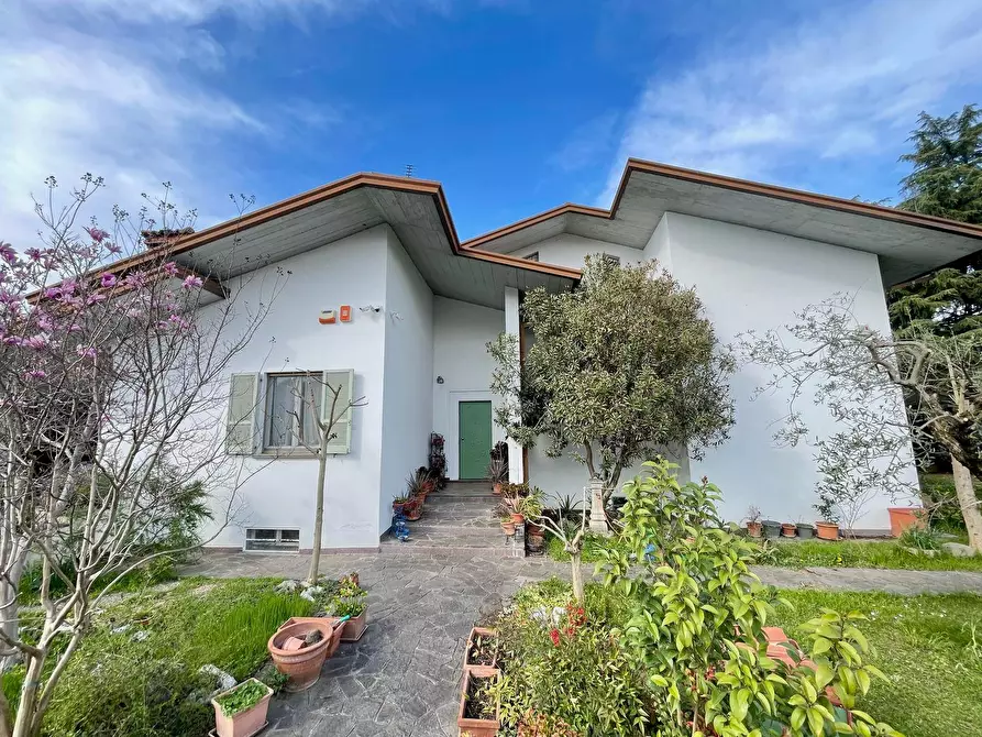 Immagine 1 di Casa indipendente in vendita  in via Costa 70 a Adro