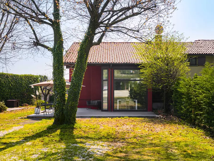 Immagine 3 di Villetta a schiera in vendita  in via Sala 18 a Adrara San Martino