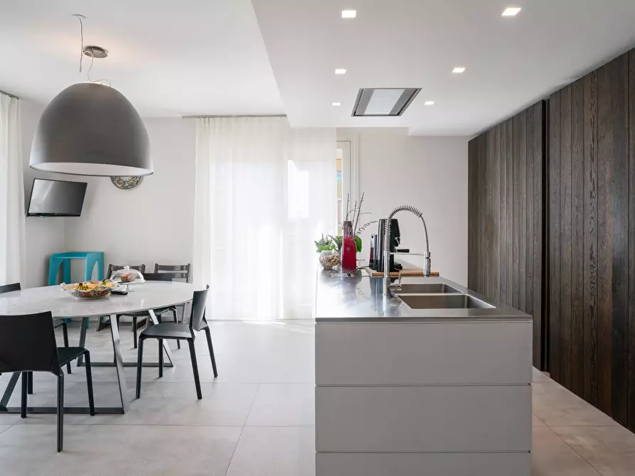 Immagine 11 di Villa in vendita  in via Risorgimento 17 a Cologne