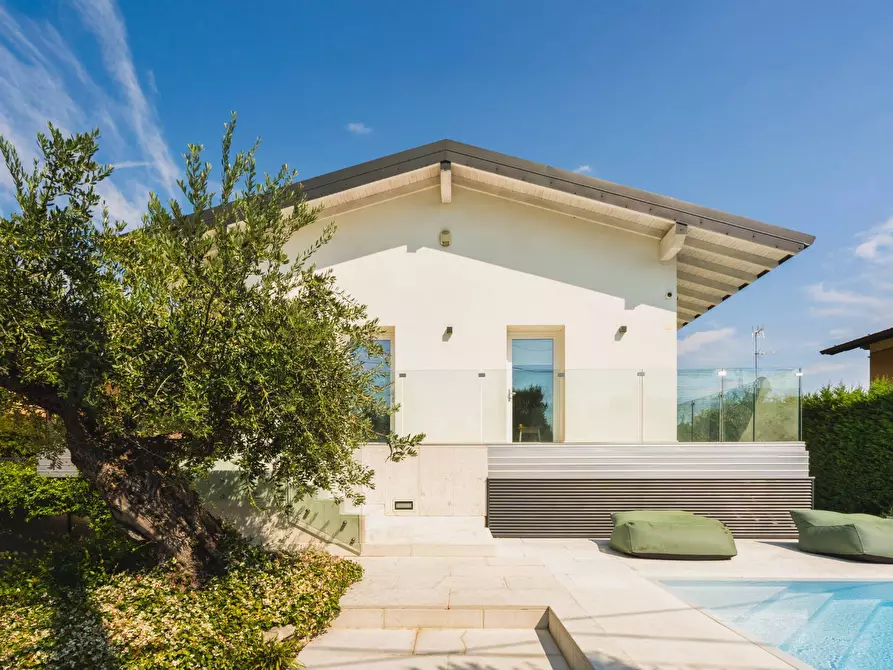 Immagine 3 di Villa in vendita  in VIA RISORGIMENTO 10 a Cologne