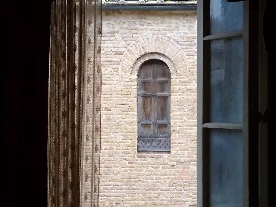 Immagine 1 di Palazzo in vendita  in via San Matteo a San Gimignano