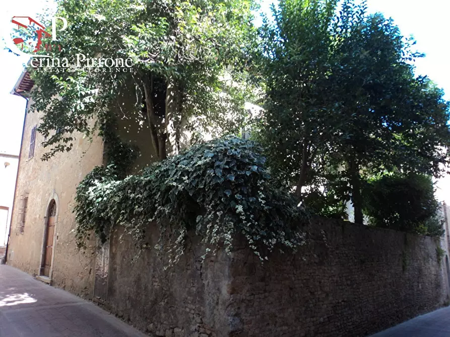 Immagine 16 di Palazzo in vendita  in via San Matteo a San Gimignano