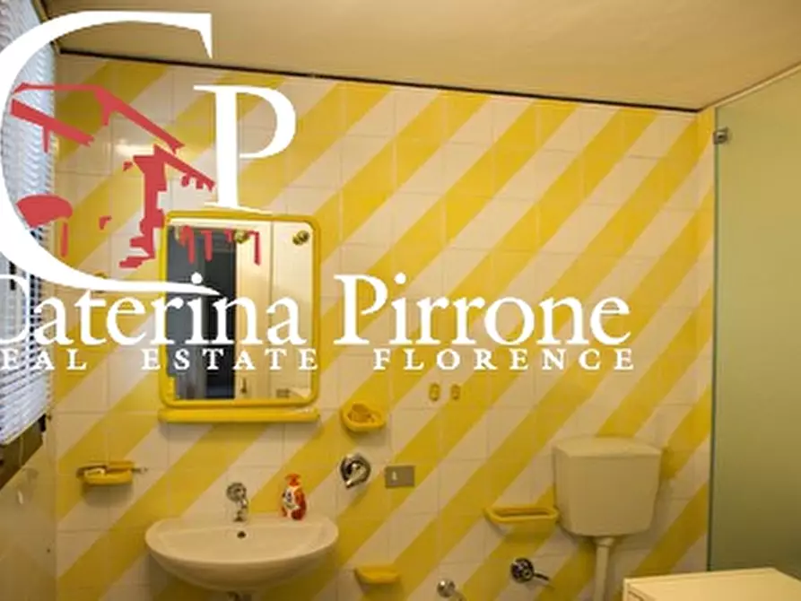 Immagine 9 di Villa in vendita  in via delle Sezioni 10 a Massarosa