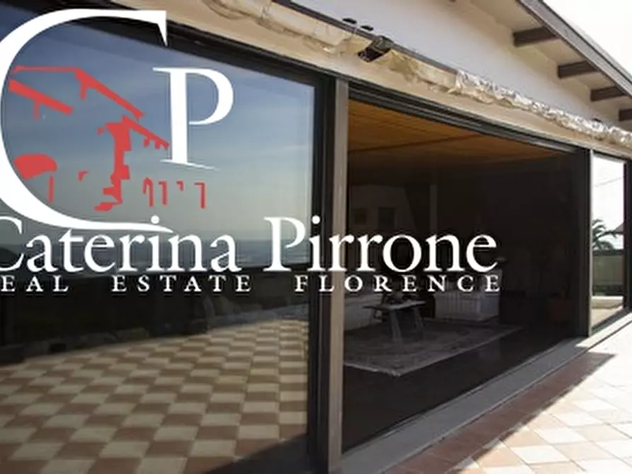 Immagine 13 di Villa in vendita  in via delle Sezioni 10 a Massarosa