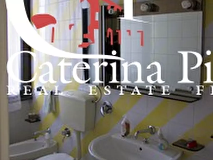 Immagine 17 di Villa in vendita  in via delle Sezioni 10 a Massarosa