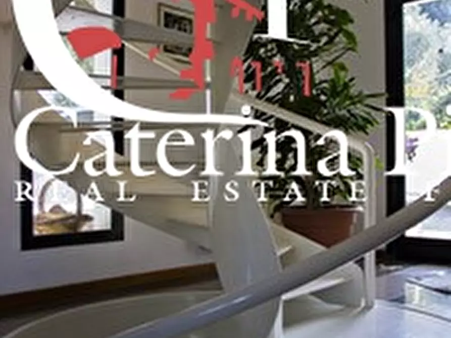 Immagine 25 di Villa in vendita  in via delle Sezioni 10 a Massarosa