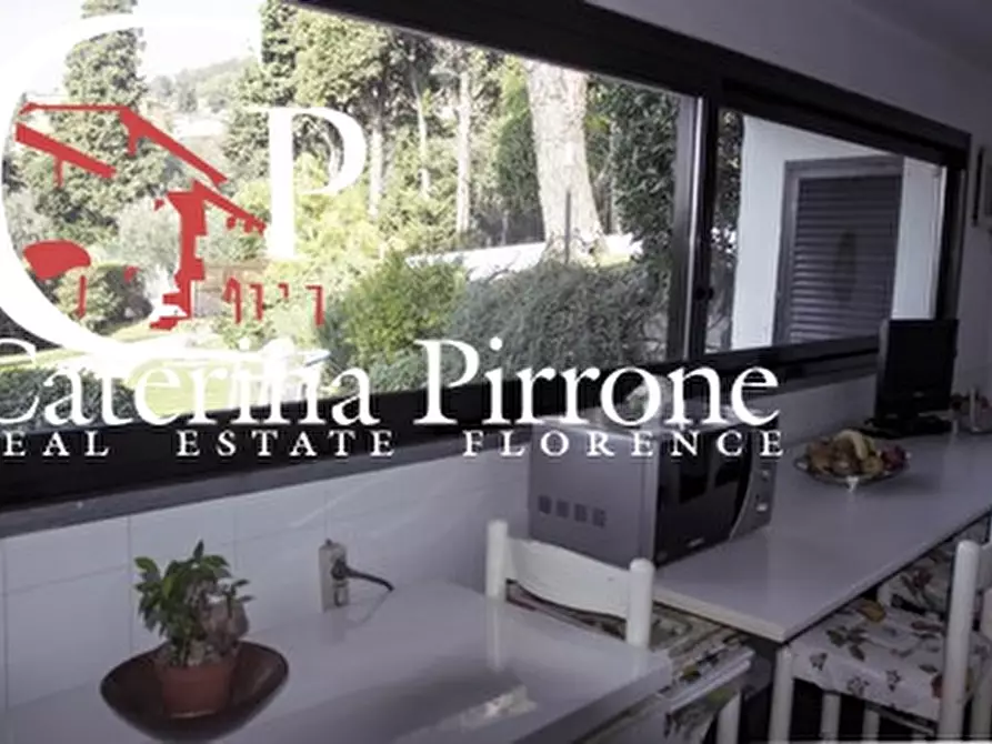 Immagine 35 di Villa in vendita  in via delle Sezioni 10 a Massarosa