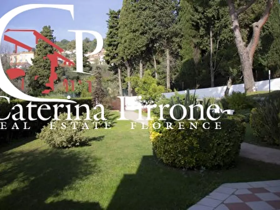 Immagine 36 di Villa in vendita  in via delle Sezioni 10 a Massarosa