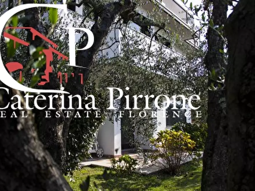 Immagine 38 di Villa in vendita  in via delle Sezioni 10 a Massarosa