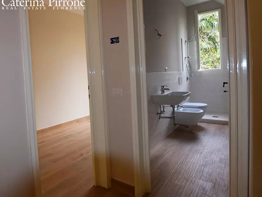 Immagine 15 di Appartamento in vendita  in via Castelfidardo 10 a Firenze