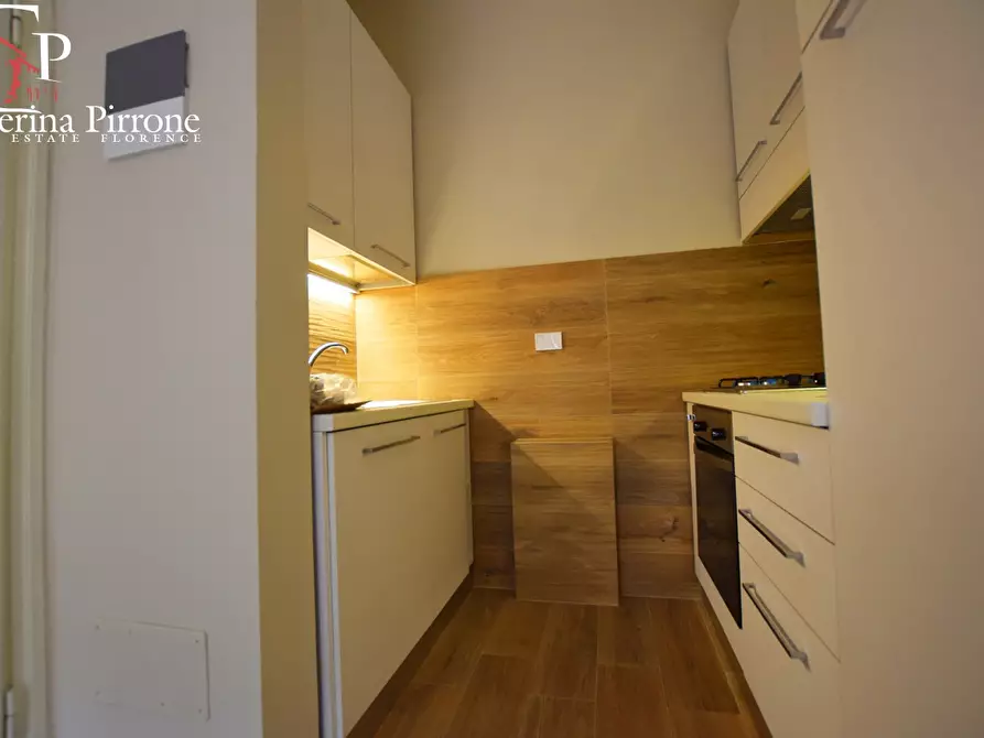 Immagine 3 di Appartamento in vendita  in via Castelfidardo 10 a Firenze