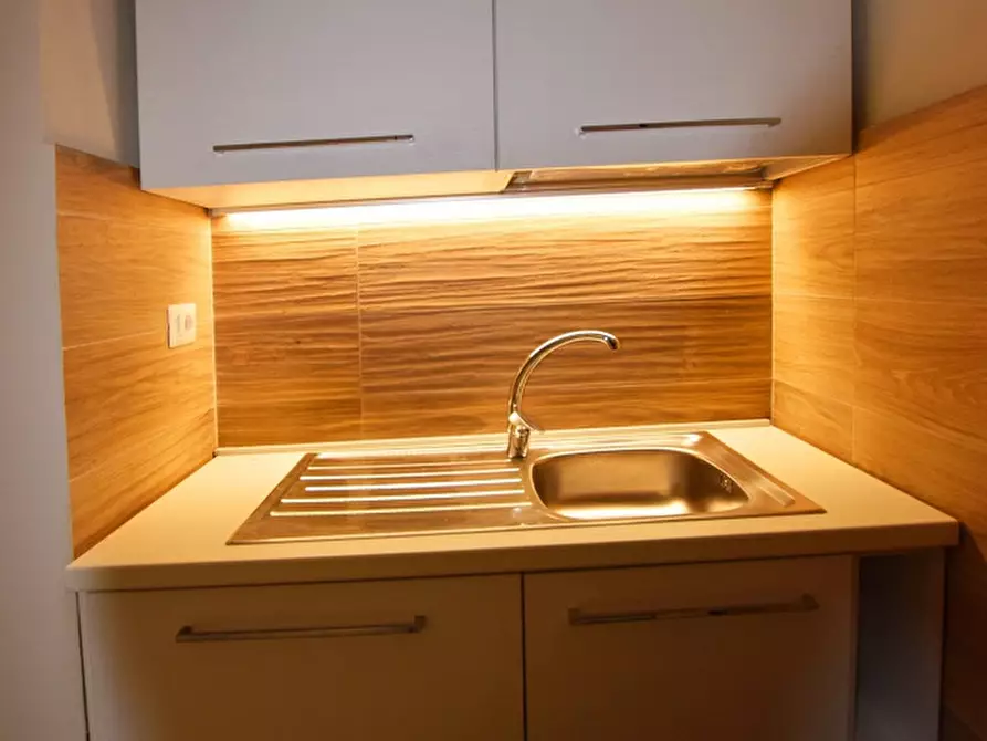 Immagine 7 di Appartamento in vendita  in via Castelfidardo 10 a Firenze