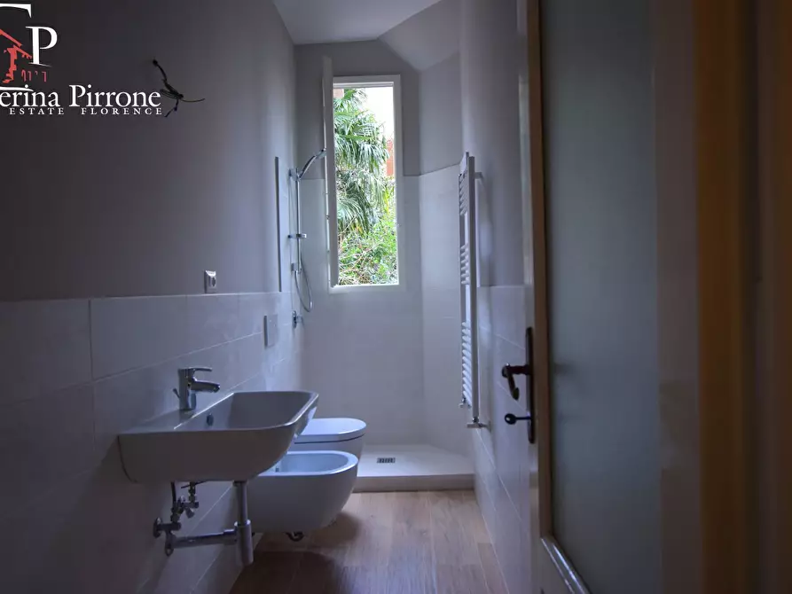 Immagine 27 di Appartamento in vendita  in via Castelfidardo 10 a Firenze