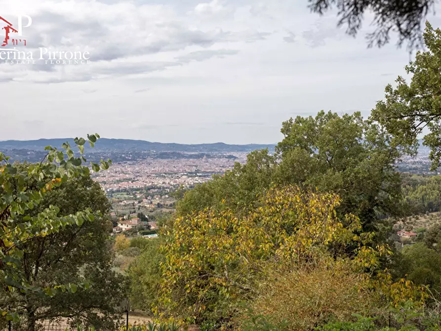 Immagine 14 di Villa in vendita  in via de' Fancelli 10 a Firenze