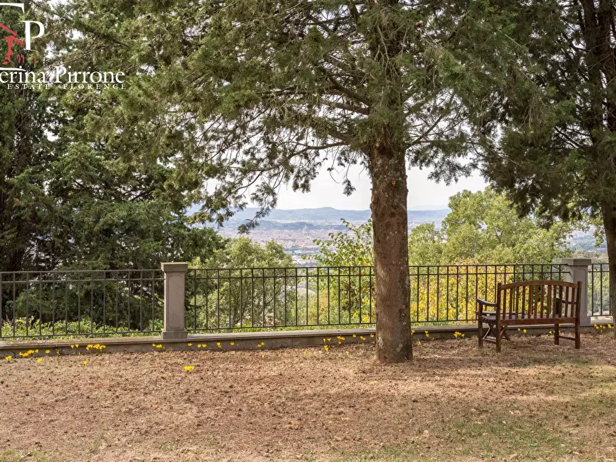 Immagine 18 di Villa in vendita  in via de' Fancelli 10 a Firenze
