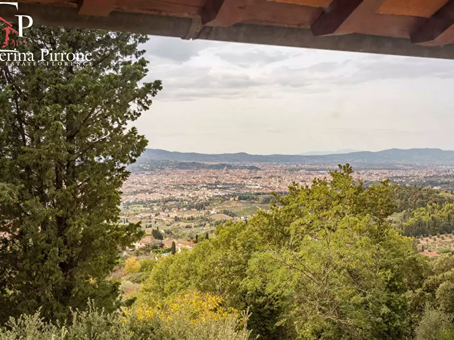 Immagine 12 di Villa in vendita  in via de' Fancelli 10 a Firenze