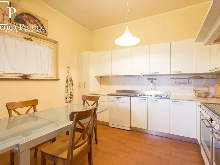 Immagine 28 di Villa in vendita  in via de' Fancelli 10 a Firenze