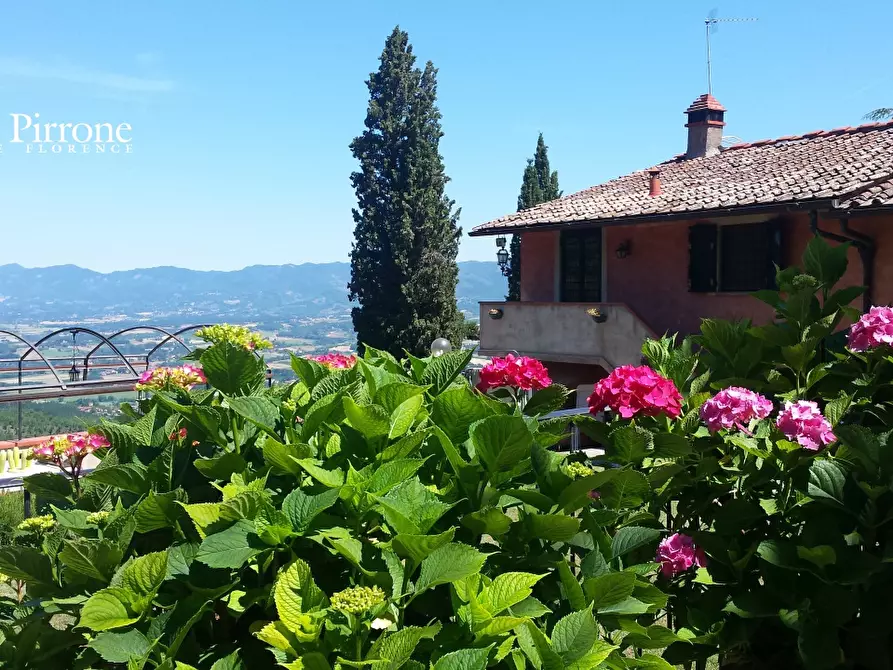 Immagine 2 di Rustico / casale in vendita  in via Boccagnello 29 a Vicchio