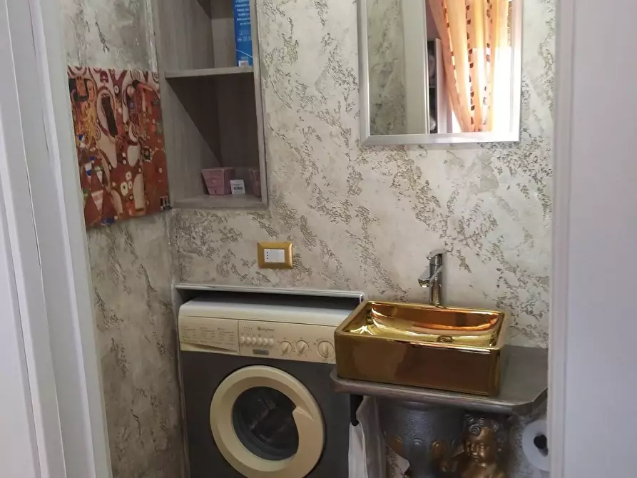 Immagine 11 di Appartamento in vendita  in via Massetana Sud 2 a Massa Marittima