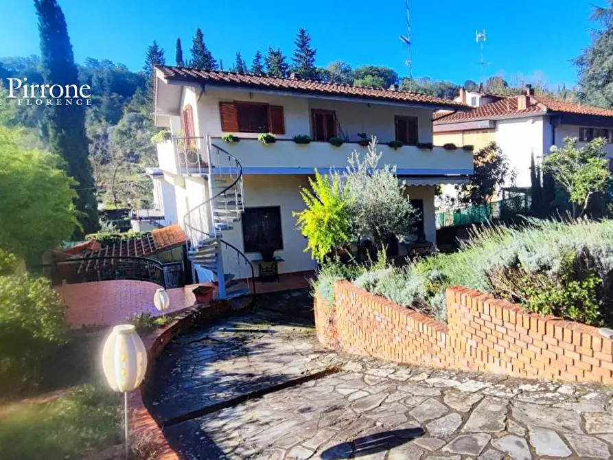 Immagine 1 di Villa in vendita  in via delle Fonti 10 a Bagno A Ripoli