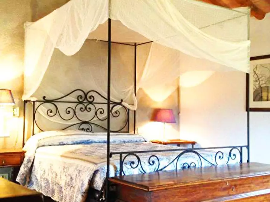 Immagine 27 di Rustico / casale in vendita  in via Ribaldi 1 a Capraia E Limite