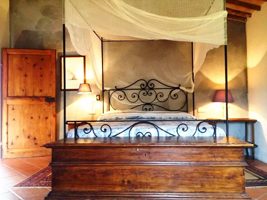 Immagine 30 di Rustico / casale in vendita  in via Ribaldi 1 a Capraia E Limite