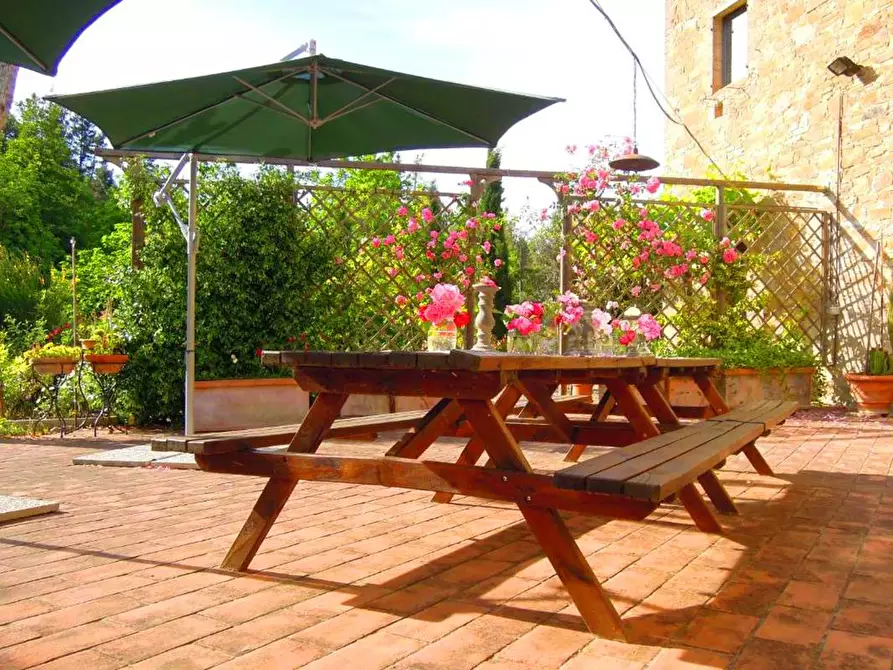 Immagine 2 di Rustico / casale in vendita  in via Ribaldi 1 a Capraia E Limite