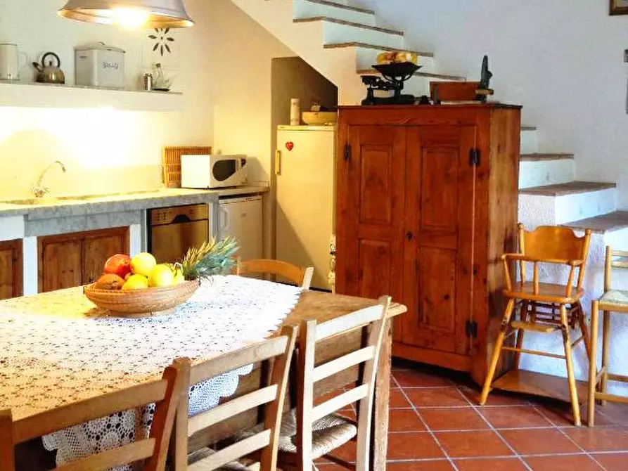 Immagine 38 di Rustico / casale in vendita  in via Ribaldi 1 a Capraia E Limite