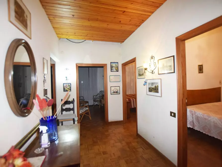 Immagine 11 di Villa in vendita  in via Martiri di Podernuovo 1 a Londa