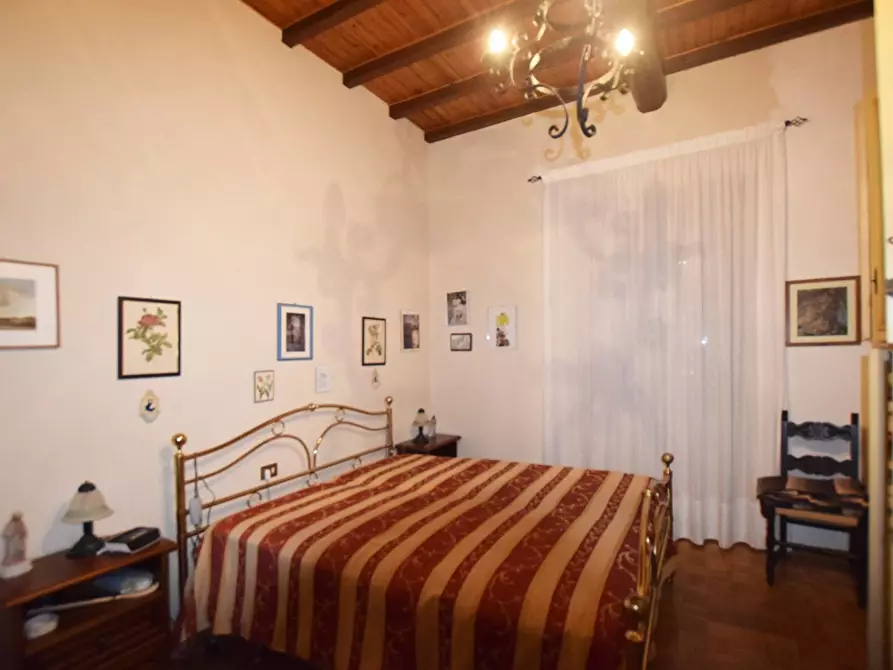 Immagine 18 di Villa in vendita  in via Martiri di Podernuovo 1 a Londa