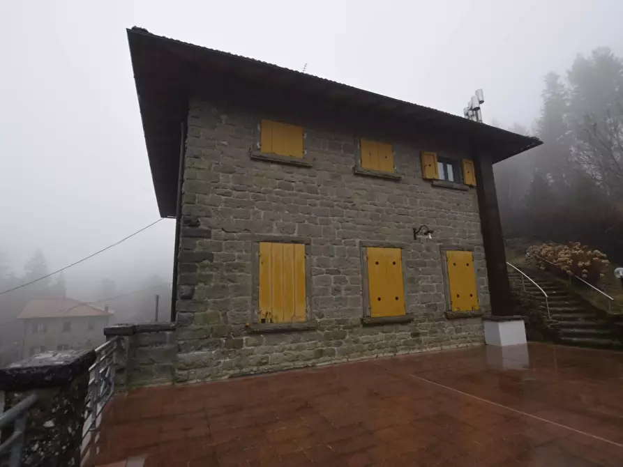 Immagine 2 di Villa in vendita  in via Martiri di Podernuovo 1 a Londa