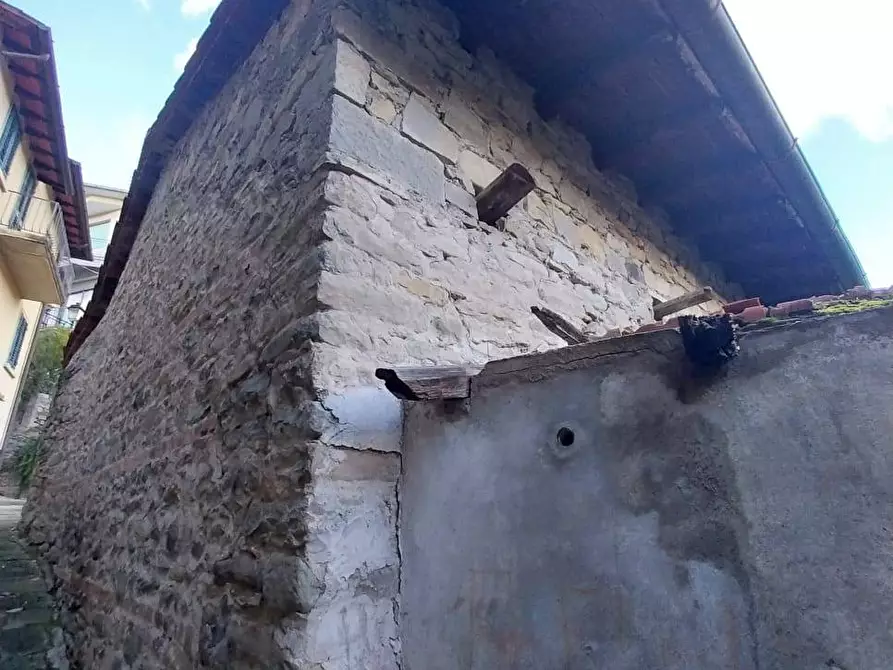 Immagine 5 di Rustico / casale in vendita  in via del Parco 10 a Londa