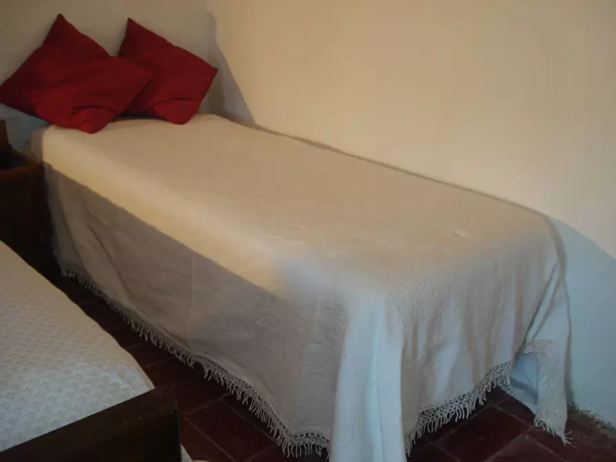 Immagine 41 di Rustico / casale in vendita  in località Gugena 100 a Londa