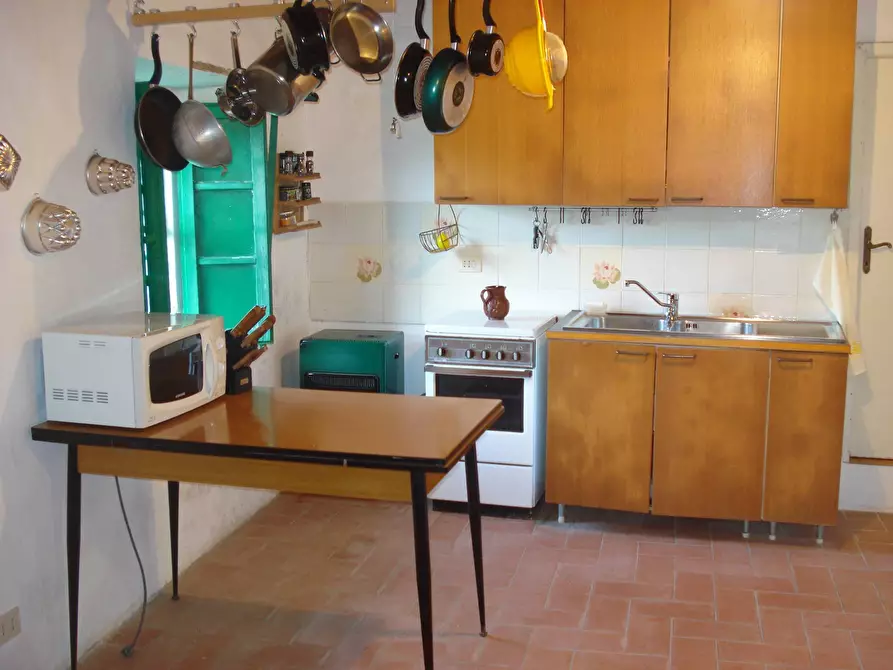 Immagine 31 di Rustico / casale in vendita  in località Gugena 100 a Londa