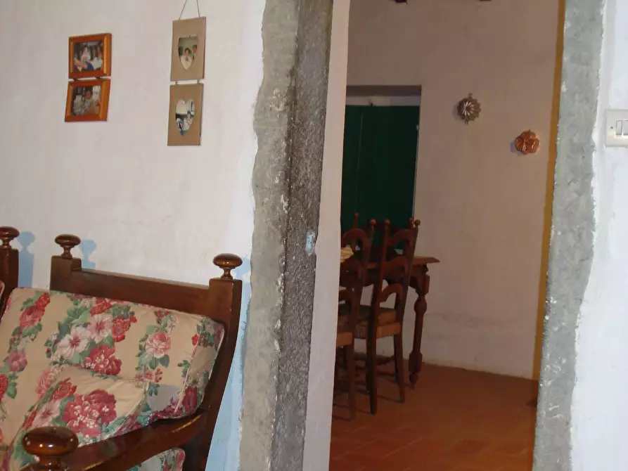 Immagine 33 di Rustico / casale in vendita  in località Gugena 100 a Londa