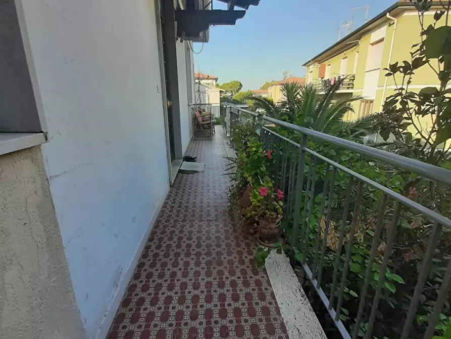 Immagine 17 di Appartamento in vendita  in via Cesare Battisti a Cecina