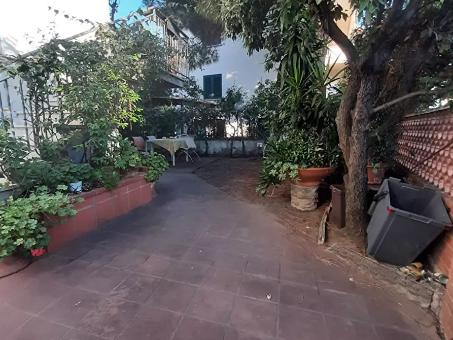 Immagine 23 di Appartamento in vendita  in via Cesare Battisti a Cecina