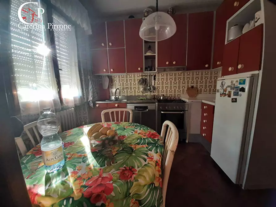 Immagine 5 di Appartamento in vendita  in via Cesare Battisti a Cecina