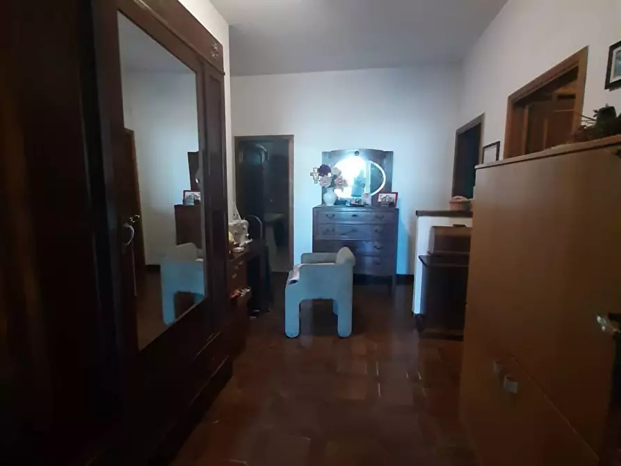 Immagine 14 di Appartamento in vendita  in via Cesare Battisti a Cecina