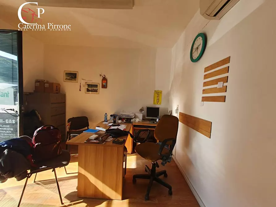 Immagine 1 di Locale commerciale in vendita  in via Filippo Webb 1 a Firenze