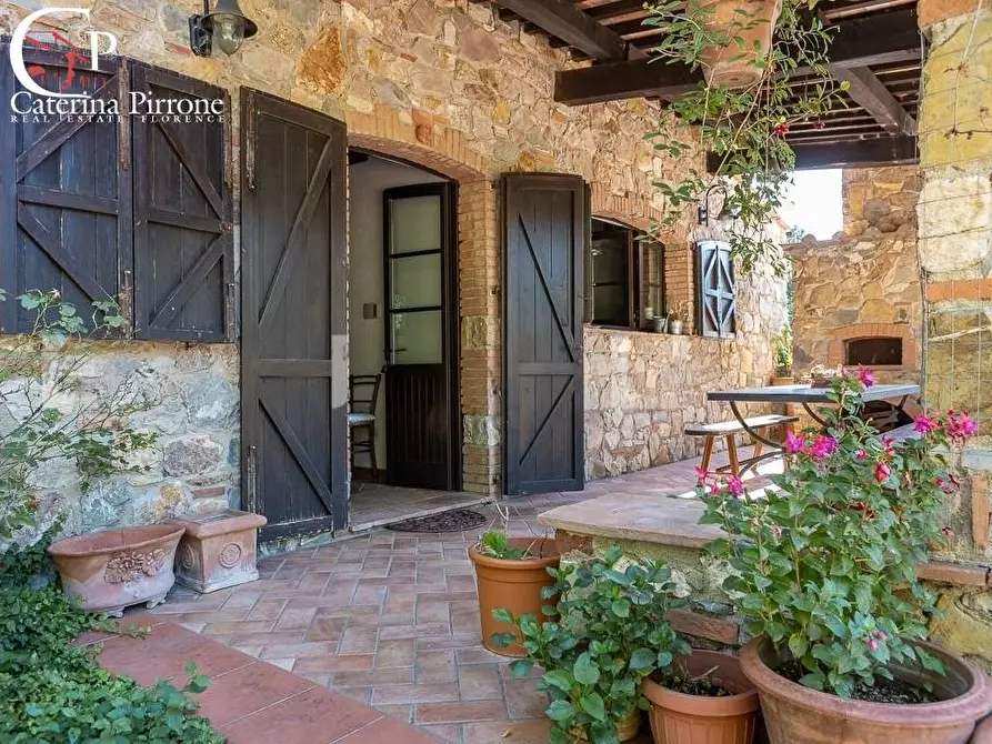 Immagine 10 di Rustico / casale in vendita  in via delle Bastiole a Montieri