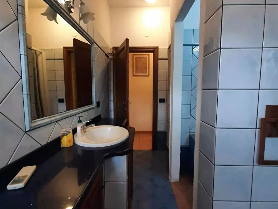 Immagine 38 di Casa semindipendente in vendita  in stradone del Belvedere a Rosignano Marittimo